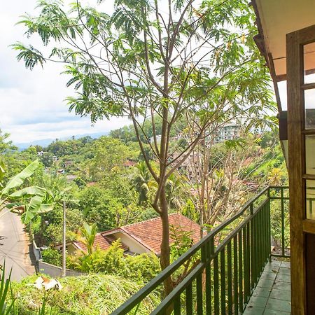 Araliya Holiday Bungalow Kandy Exterior photo