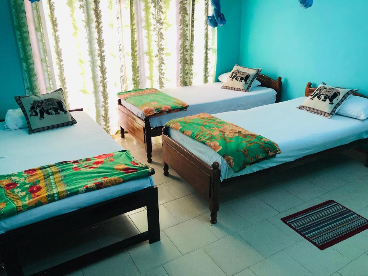 Araliya Holiday Bungalow Kandy Exterior photo